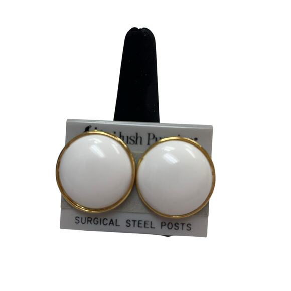 Vintage HUSH PUPPIES White 19" NECKLACE & 1.25" EARRINGS SURGICAL STEEL POSTS - Picture 2 of 4
